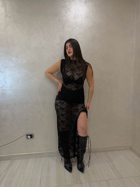 abito in pizzo elegante